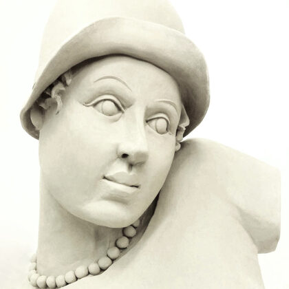 sculture - lady with pearls